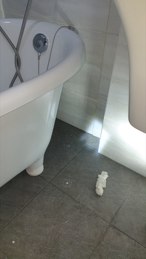 강남구 대치동 온수배관 누수 문제 교체 작업 사례
